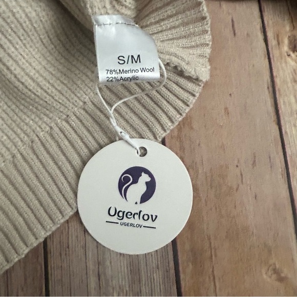 Ugerlov Chunky Knit Crew Neck Sweater - Picture 5 of 5